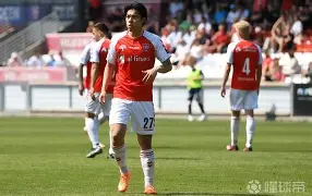 西蒙斯生涯首次突破+，人擒下老鹰的简单介绍